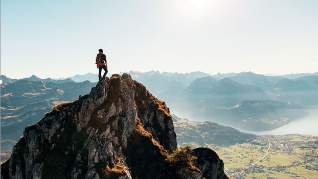 Keep Your Bearing While Hiking in Unfamiliar Terrain